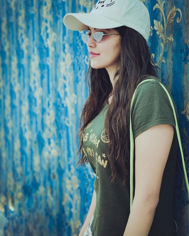 Athulya Ravi Instagram Stills